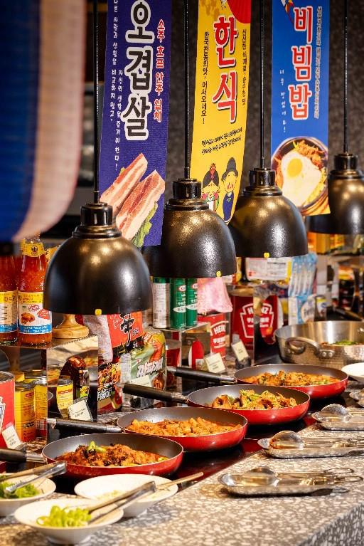 韩国美食盛宴39层高空餐厅开启春日味蕾狂欢麻将胡了2模拟器试玩沈阳万豪酒店云端上演(图4)